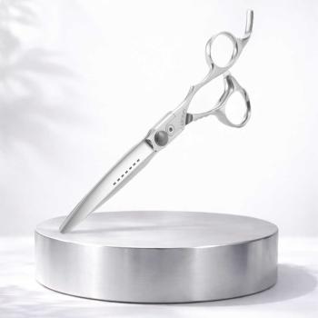 Preview: Pinin Q7 Demon Lady